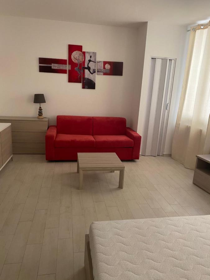 Senza Pensieri Via 4 Novembre/Via Diaz Apartment Crema Bagian luar foto
