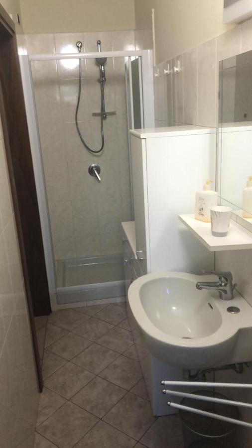 Senza Pensieri Via 4 Novembre/Via Diaz Apartment Crema Bagian luar foto